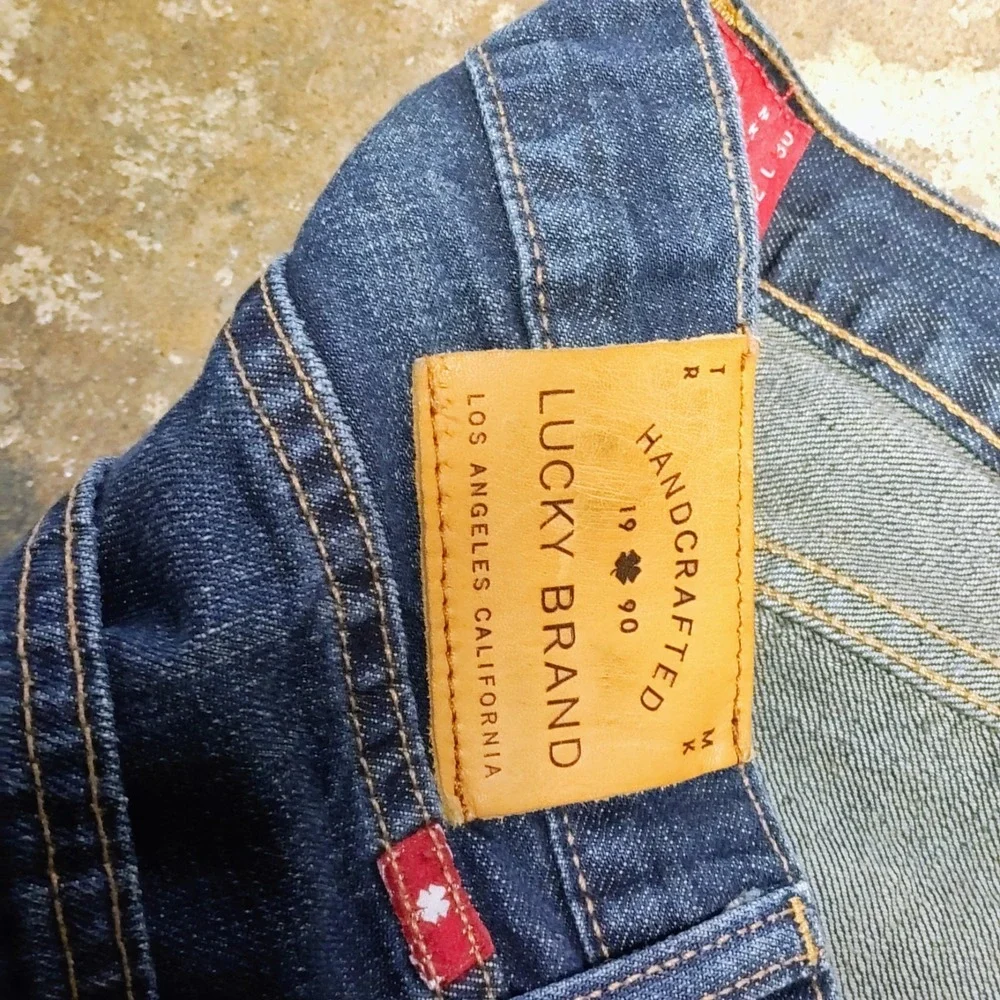 Lucky Brand 221 Original Straight Jeans 32x30 Mens Dark Distressed Wash Denim
